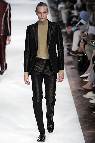 Alexander McQueen / - 2009